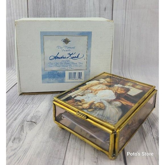 00's Via Vermont By Sandra Kuck #664561 "Two Girls At Piano" Music Trinket Box - Picture 2 of 12
